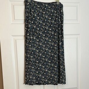 I.N. Studio Black and Blue Floral Maxi Skirt